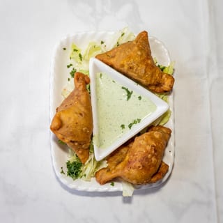 Meat Samosa (3 pcs)